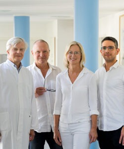 Praxisteam Dr. med. Albert Streminski, Dr. med. Lothar Müller, Dr. med. Isabell Wieber und Herr Zaidoon Anwer